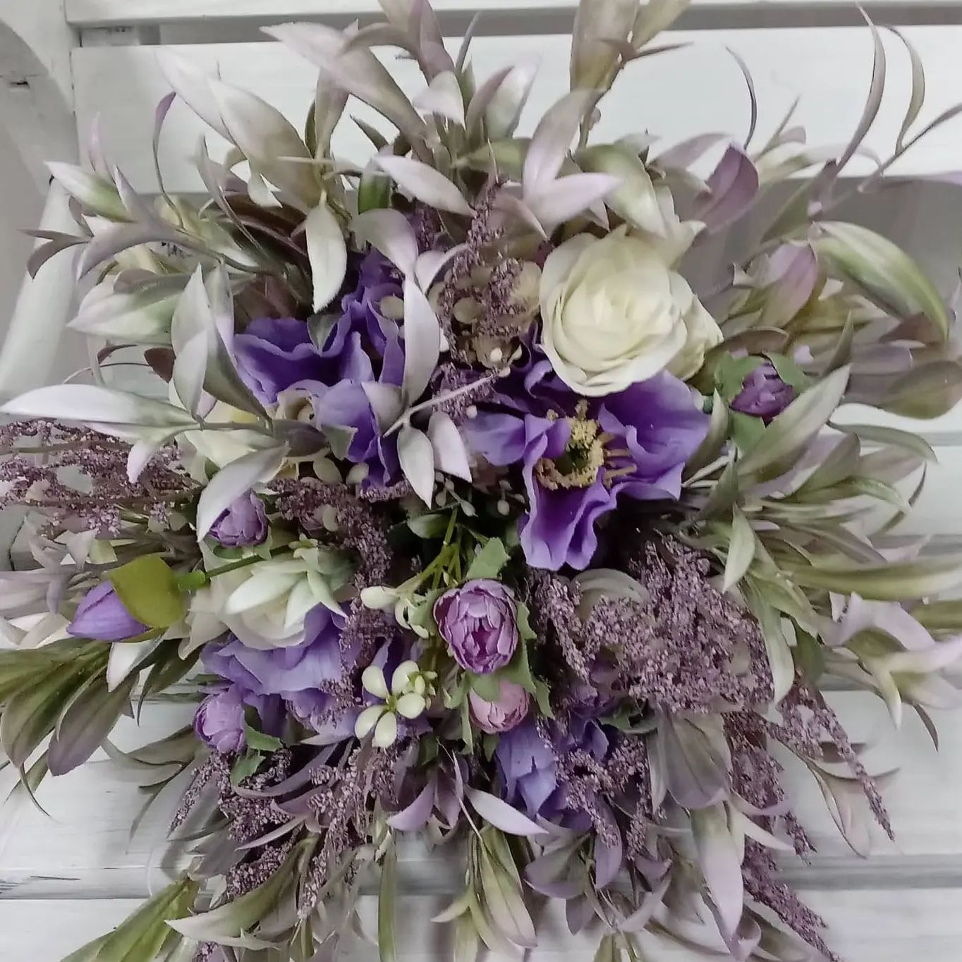 A more sustainable wedding bouquet